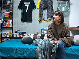 宇佐美みか(20)のプライベートえっち盗撮 大人の事情とか気にせず勝手に発売w サンプル動画サムネイル